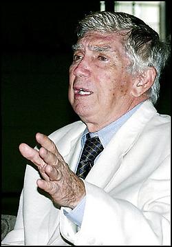 Luis Clemente Faustino Posada Carriles